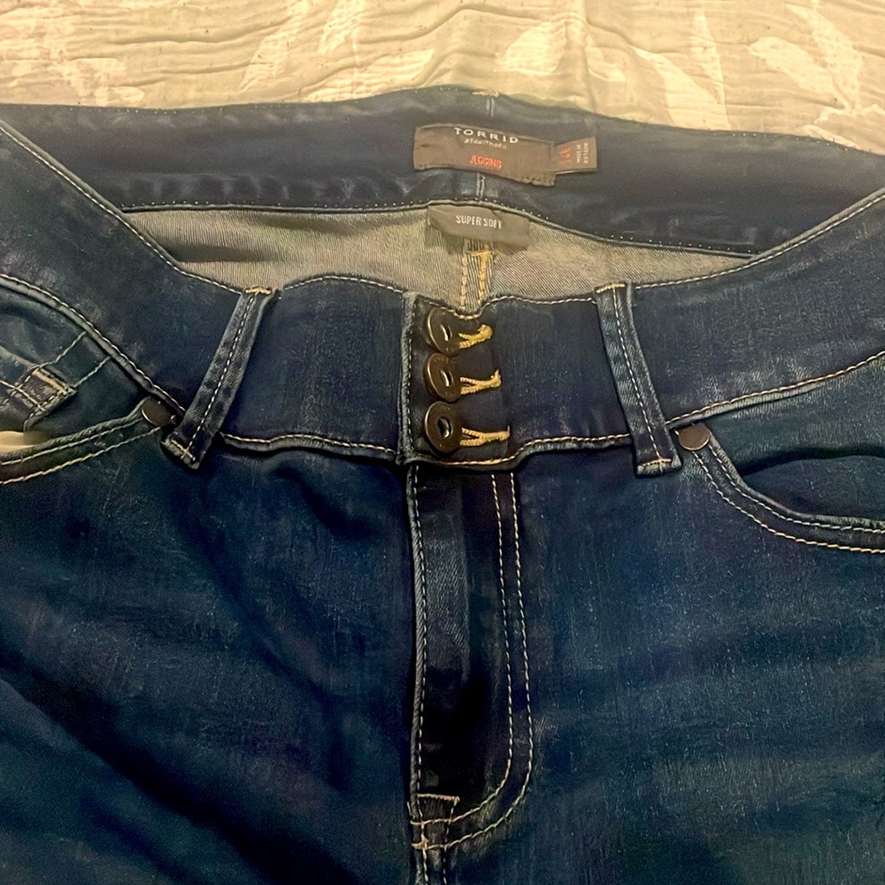 Torrid skinny stretch jeans size 14